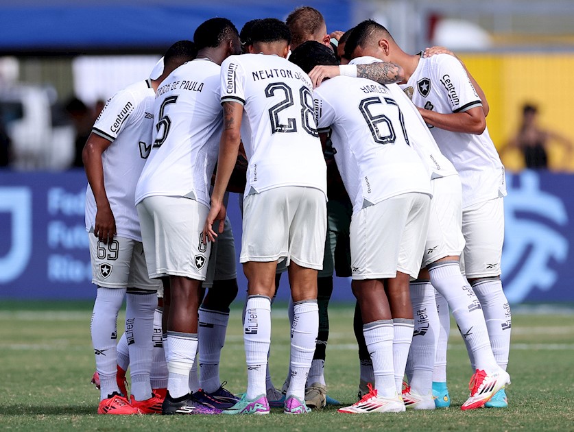 Botafogo 0 x 2 Madureira 