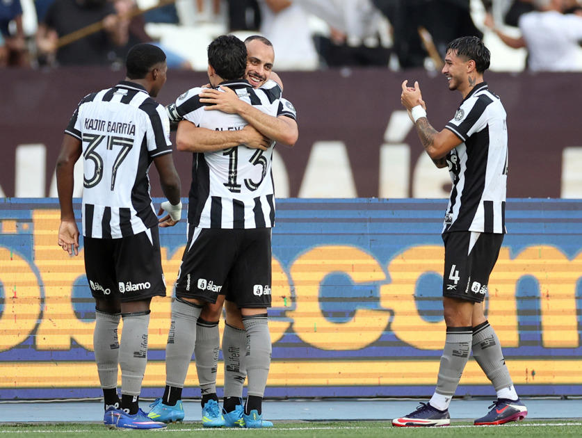 BOTAFOGO 3 X 1 Corinthians