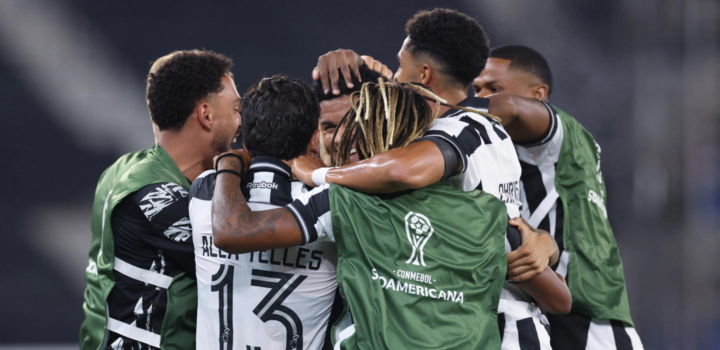 BOTAFOGO 3 X 0 INDEPENDIENTE PETROLERO
