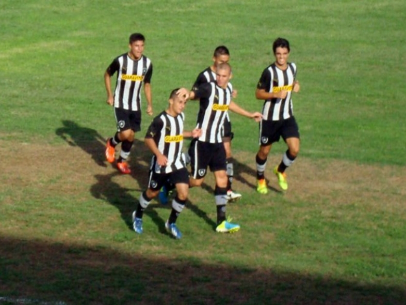 Nas oitavas de final