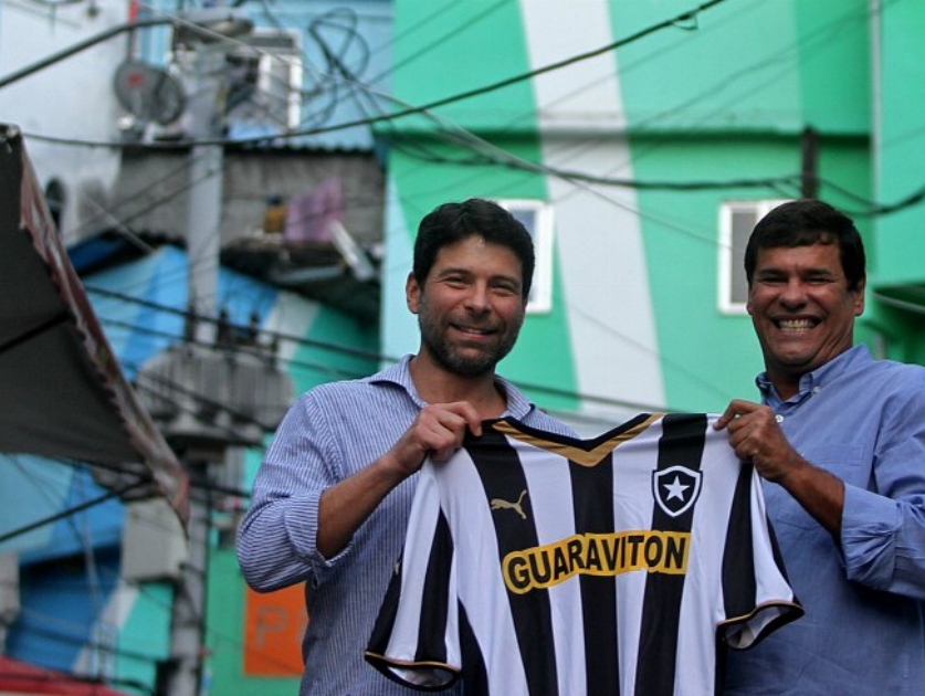 Estrela Solidária no Santa Marta