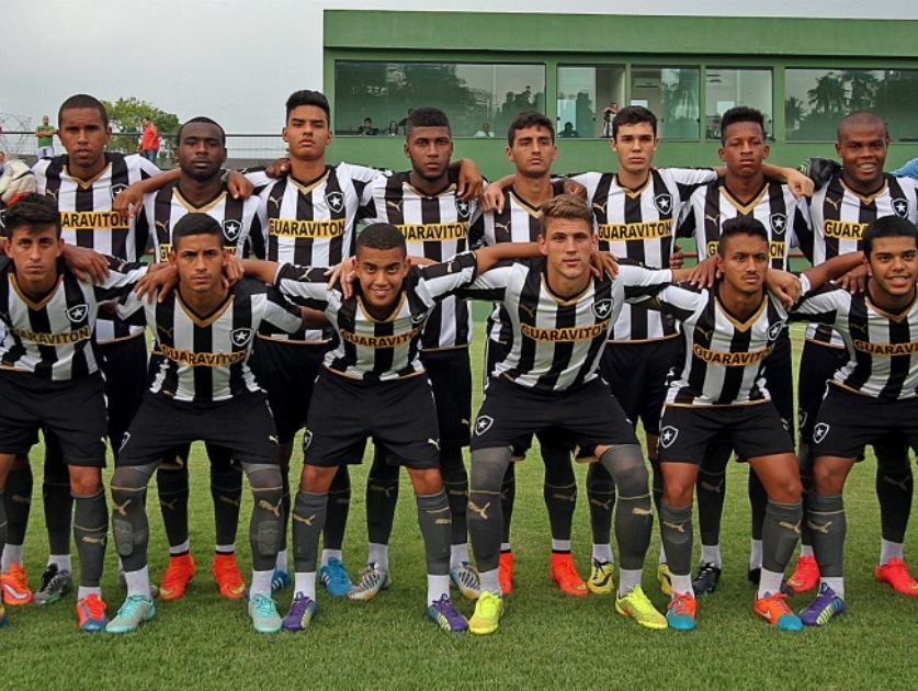 Estreia com vitória