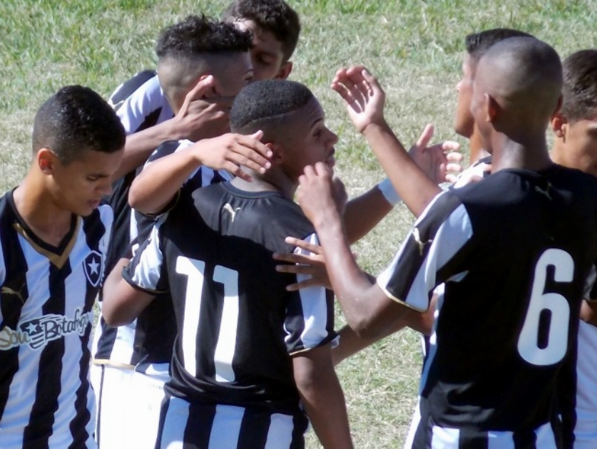 Garantidos na semifinal