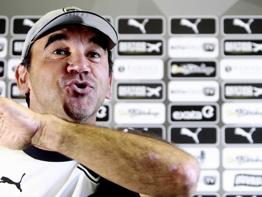 Metamorfose alvinegra