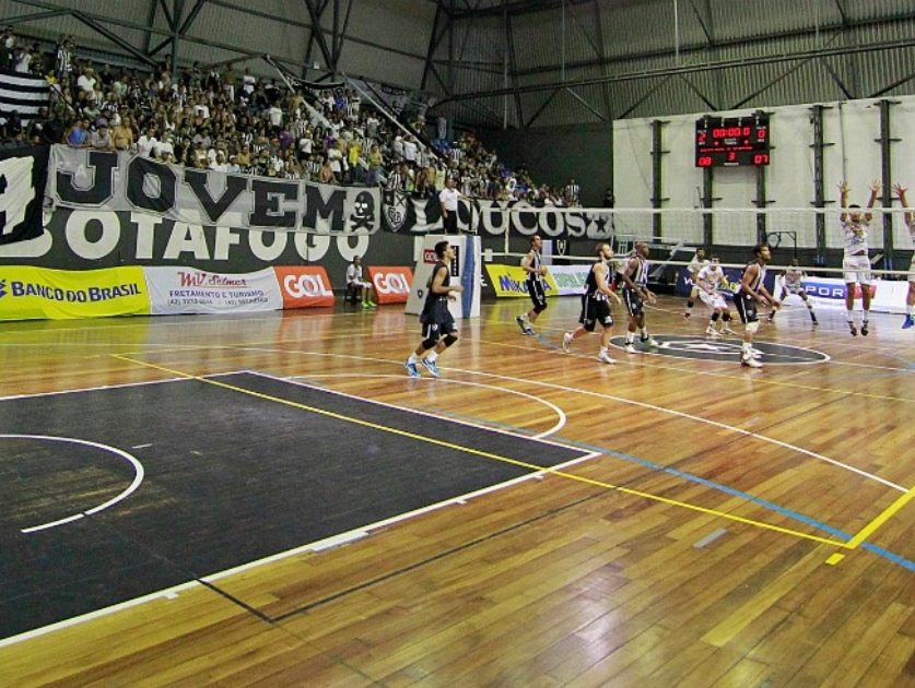 Vitória com a raça alvinegra