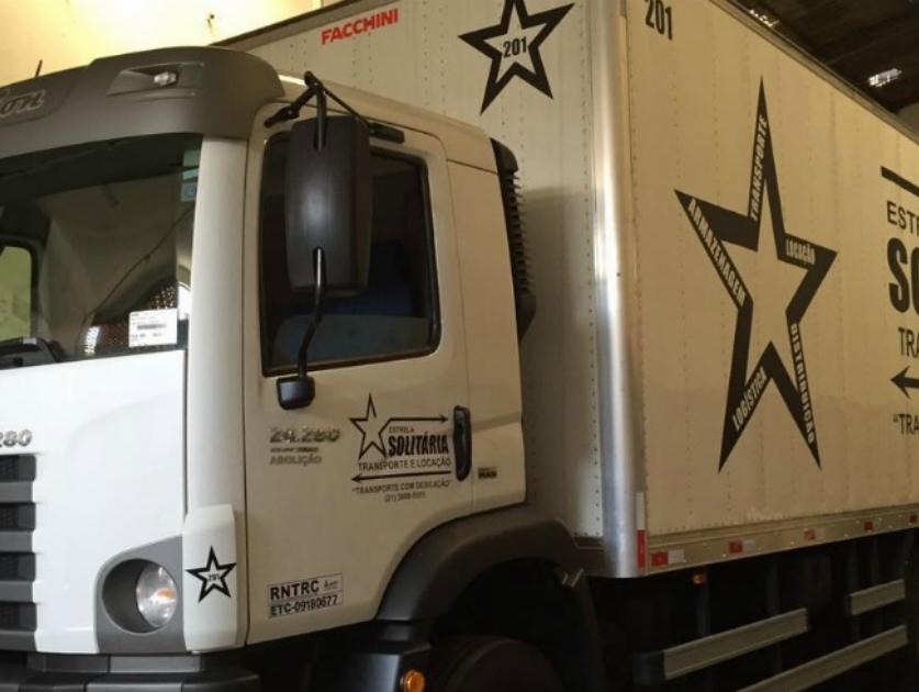 Estrela Solitária Transportadora