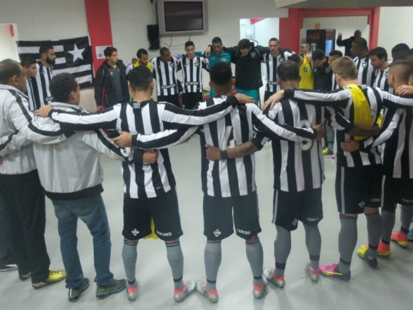 Internacional 2 x 3 Botafogo