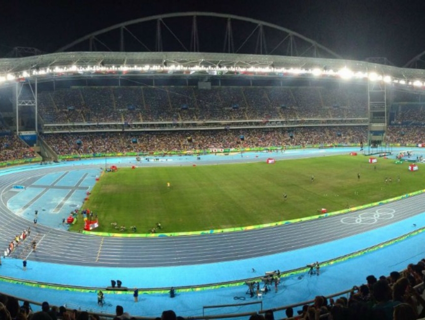 Estádio Nilton Santos em pauta