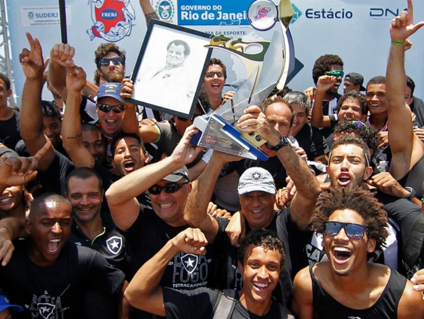 Tetracampeão invicto!