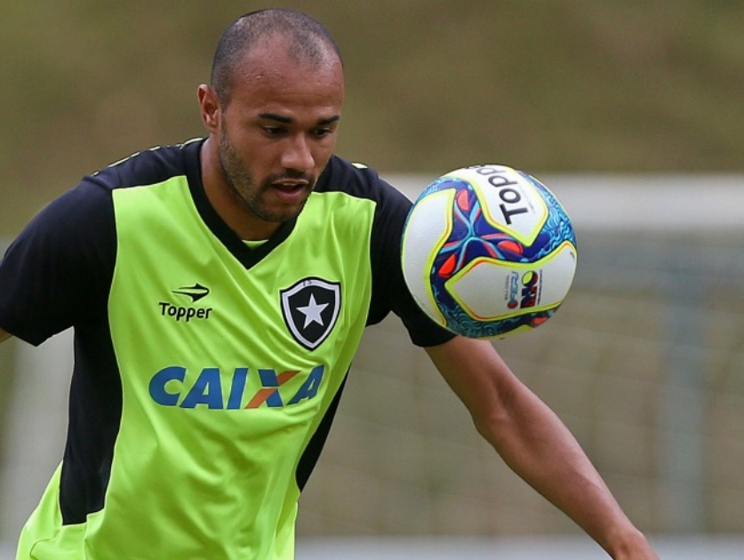 Agora é sair para o abraço