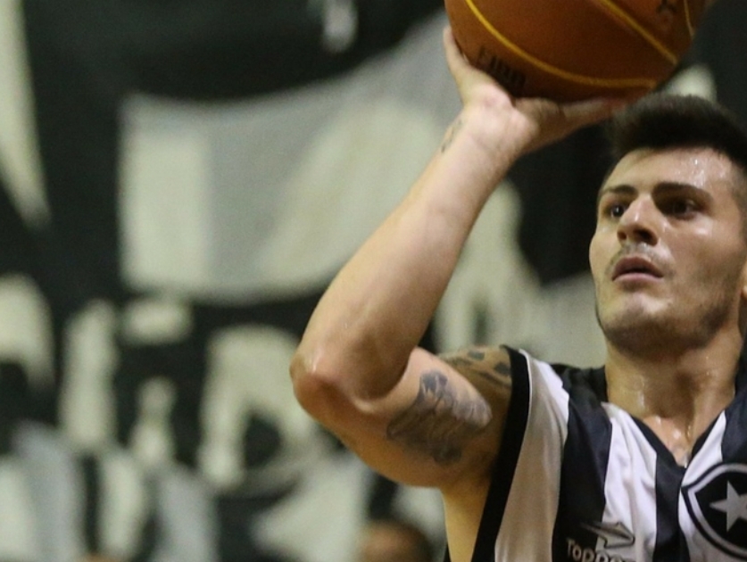 Botafogo 73 x 81 Pinheiros