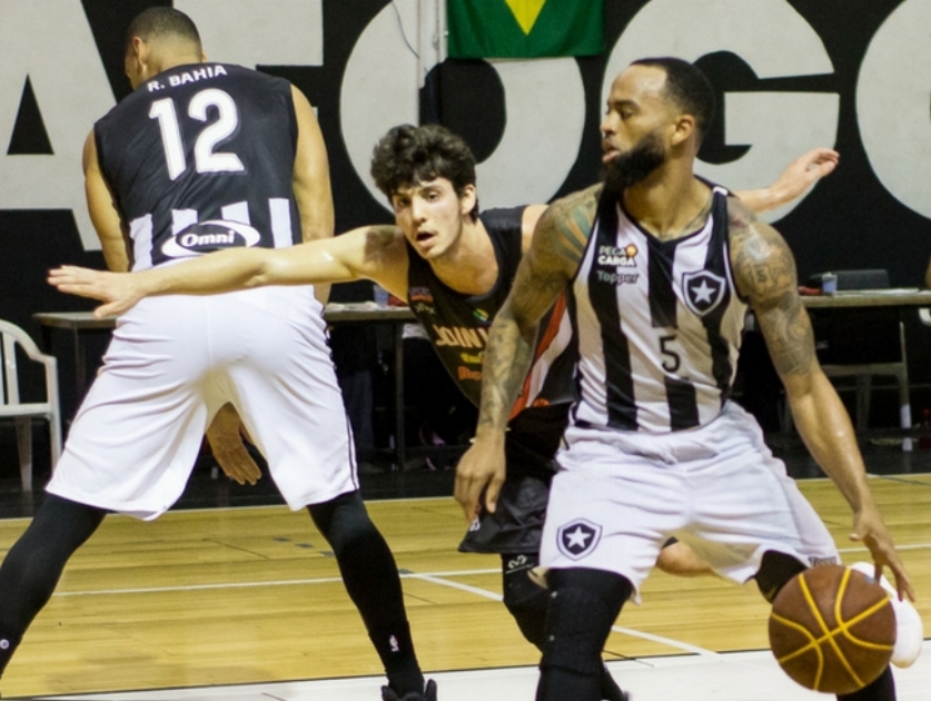 Botafogo 88 x 77 Joinville