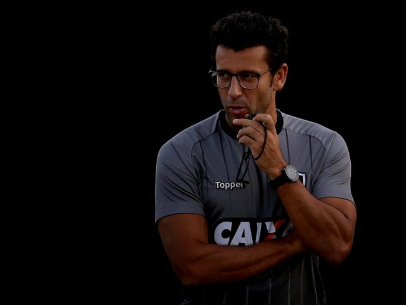 Crescer fora de casa