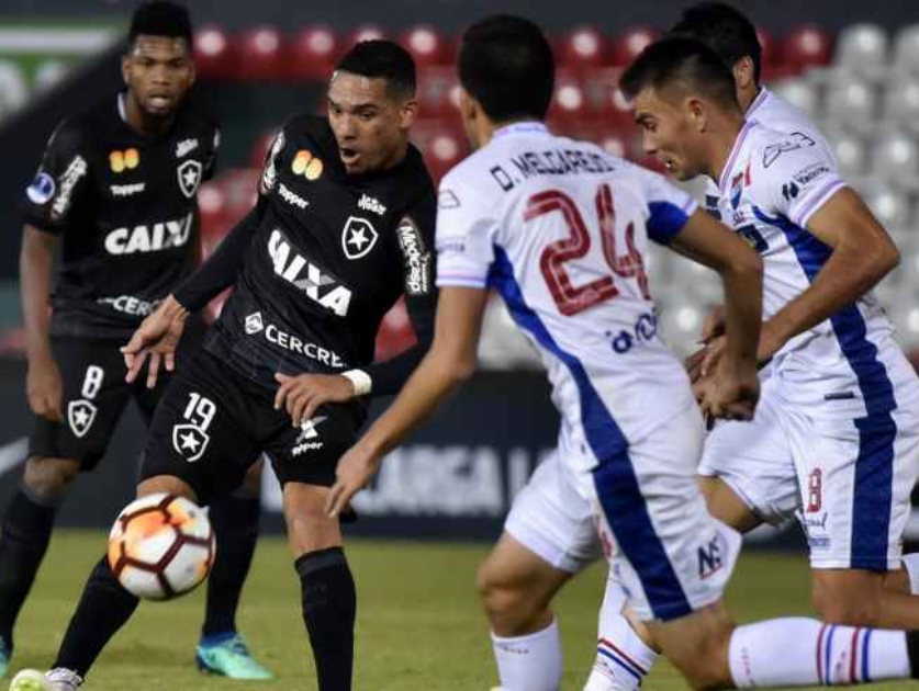 Nacional (PAR) 2 x 1 Botafogo