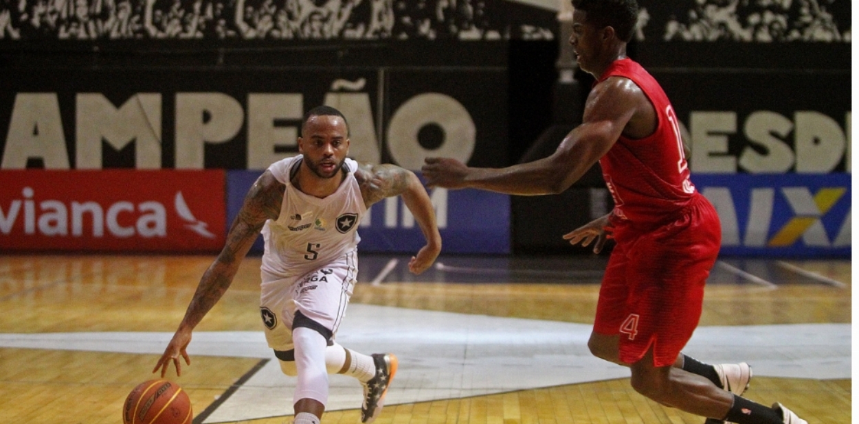 Botafogo 77 x 74 Paulistano