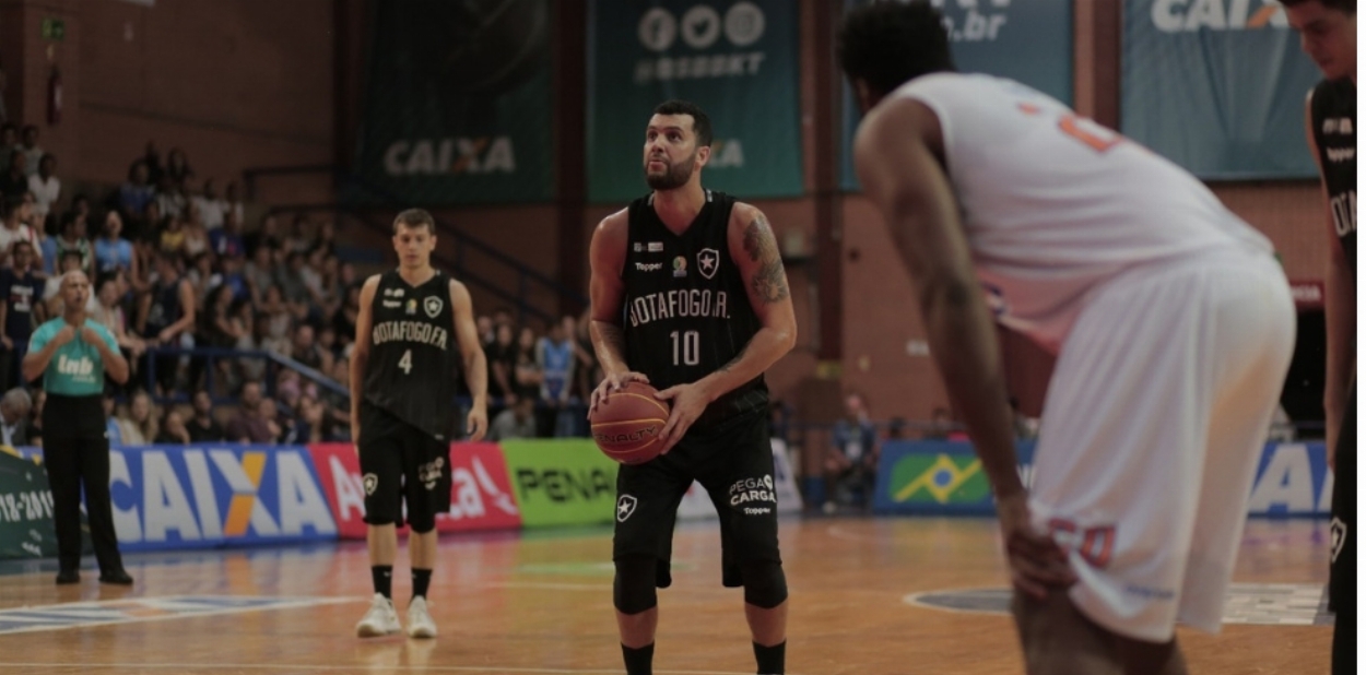 Brasília 82 x 64 Botafogo