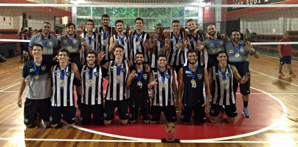 Tricampeão estadual