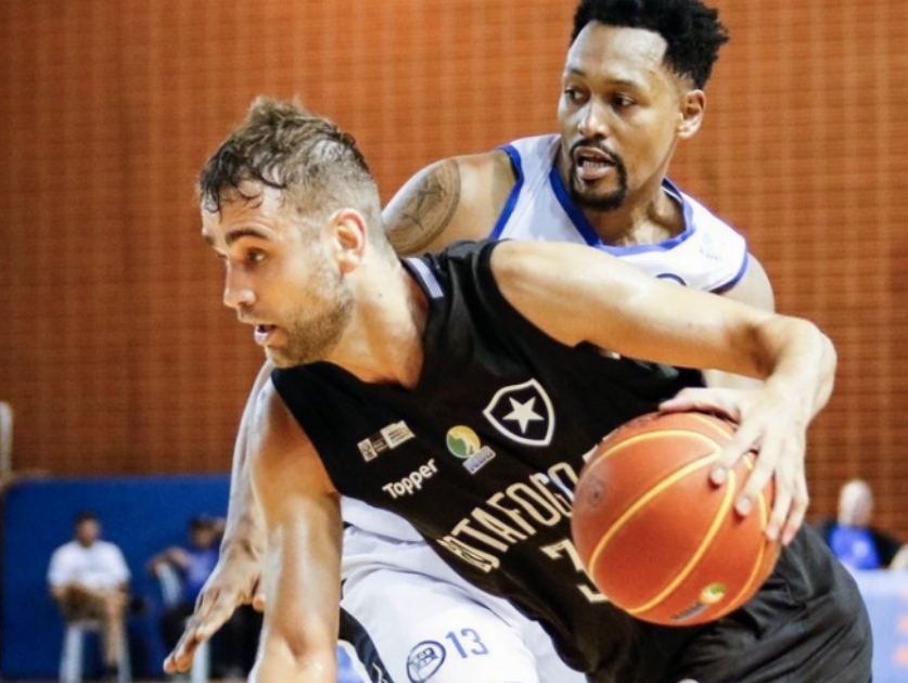 Pinheiros 74 x 79 Botafogo 