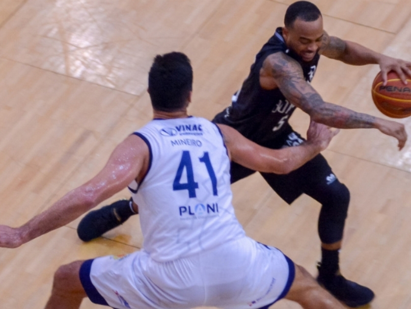 São José 79 x 72 Botafogo 