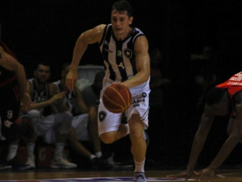 Botafogo 67 x 73 Flamengo