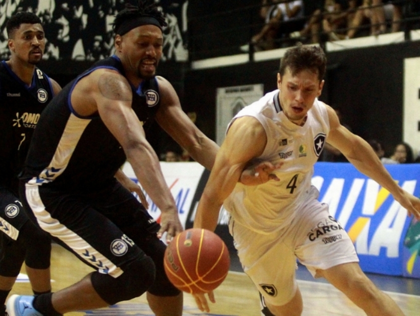 Botafogo 91 x 76 Pinheiros 