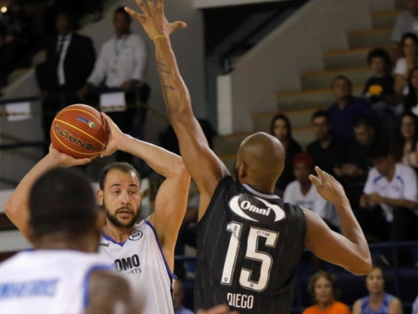 Pinheiros 89 x 64 Botafogo