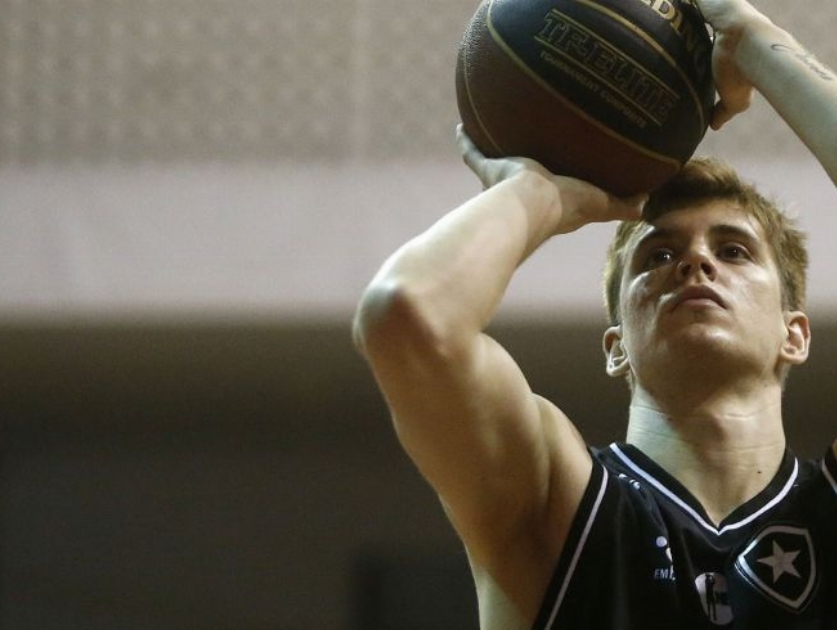 Botafogo 73 x 58 Nacional