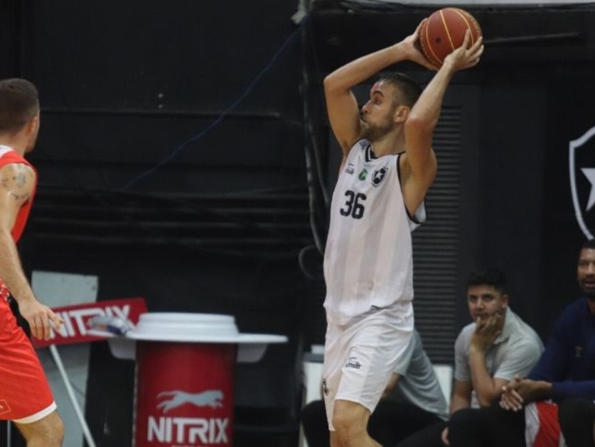 Botafogo 85 x 79 Pato