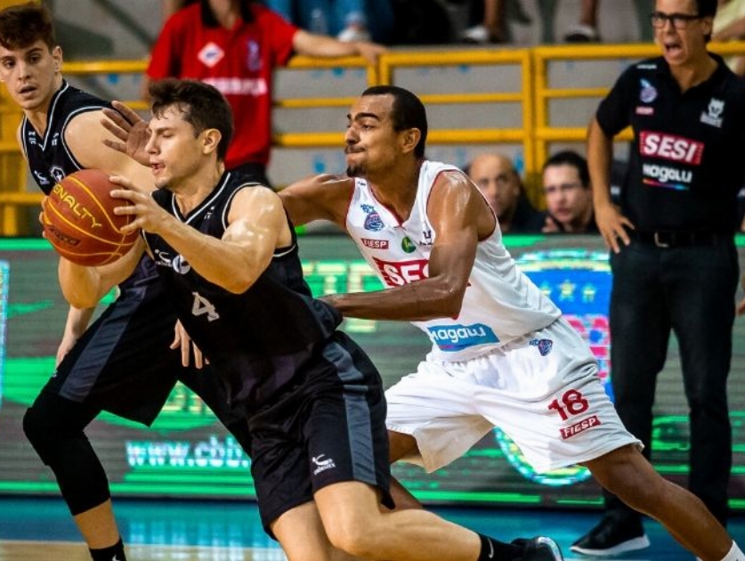 Franca 85 x 68 Botafogo