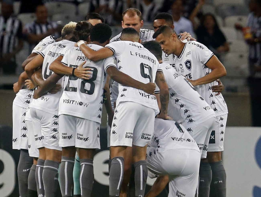 Atlético-MG 2 x 0 Botafogo
