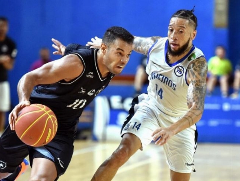 Pinheiros 92 x 98 Botafogo