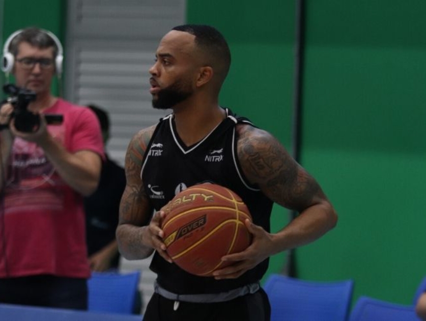 Pato Basquete 69 x 75 Botafogo