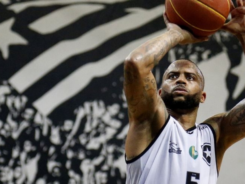 Botafogo 88 x 86 Pinheiros