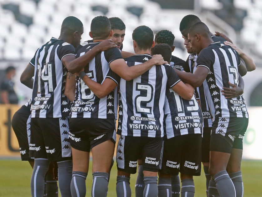 Botafogo 0 x 2 Internacional
