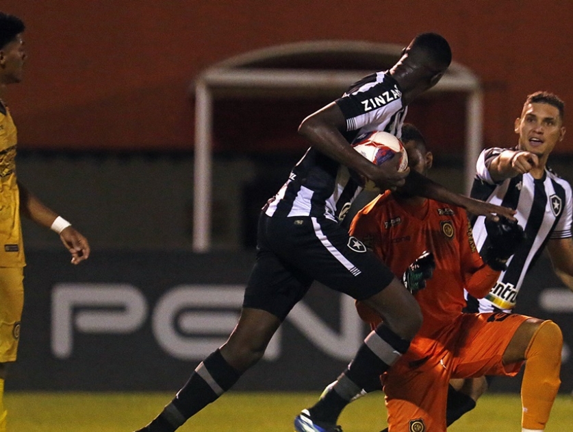 Botafogo 1 x 1 Madureira