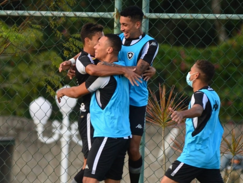 Vitória da garotada