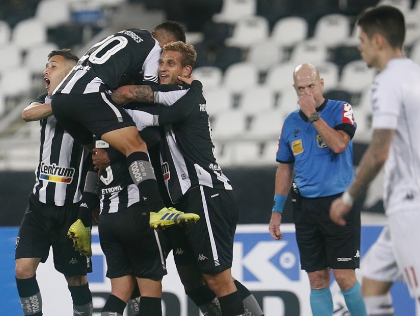  Botafogo 2 x 0 Vasco