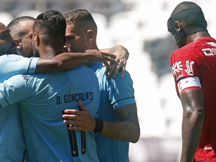  Botafogo 3 x 2 Vila Nova