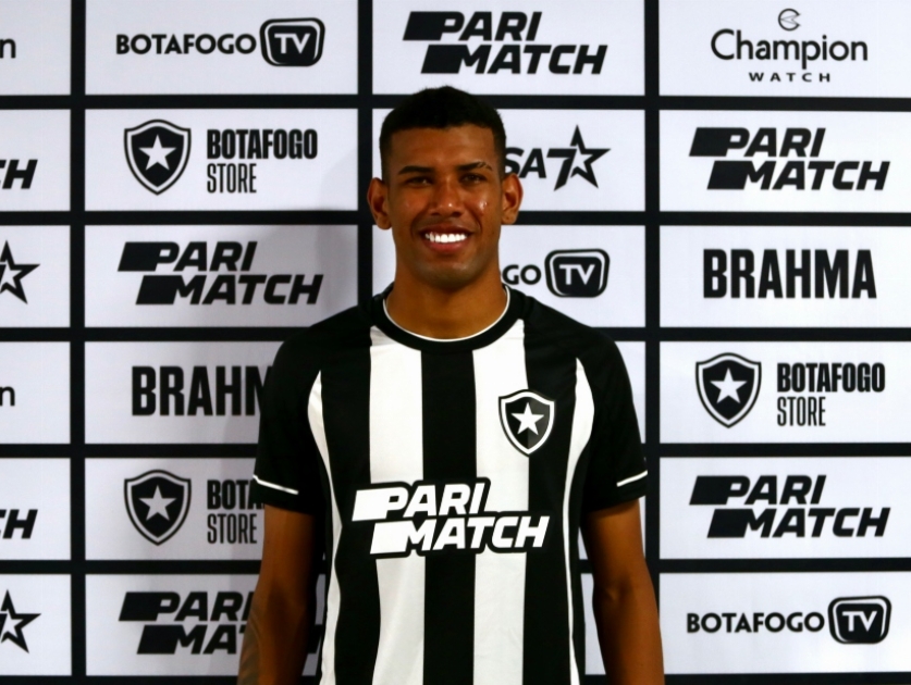 Reforço na base do Glorioso