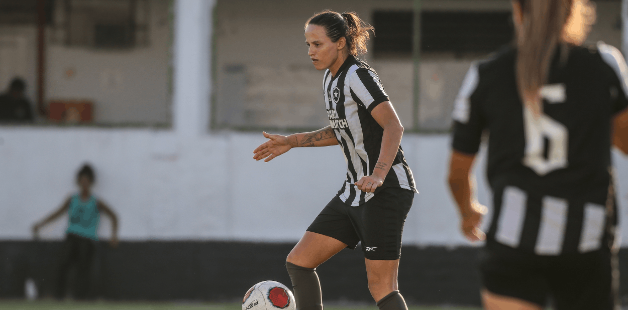 Pelo Bicampeonato Botafogo de Futebol e Regatas