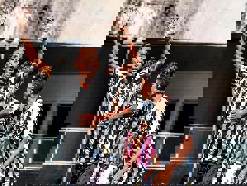 Vitórias em casa dos Crias