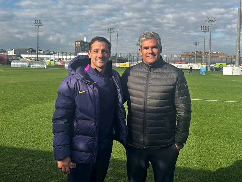 Botafogo fortalece laços com referências espanholas do futebol de base